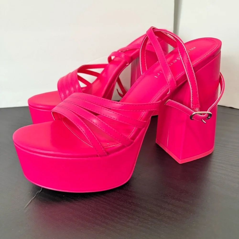 Madden Girl Jadda Chunky Platform Heel Sandals  Fuchsia Size 9